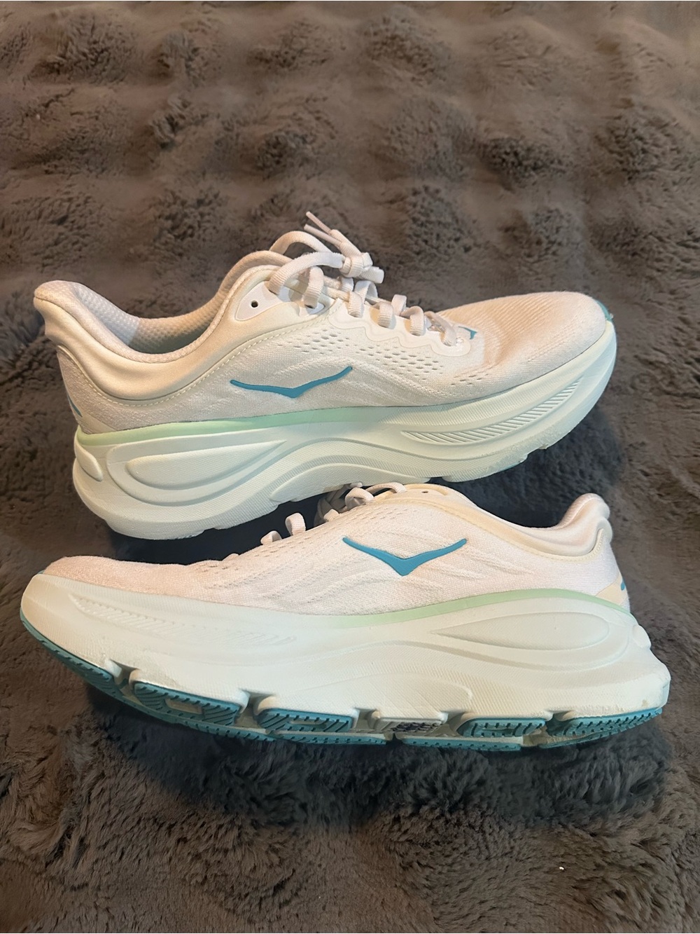 Hoka bondi 9B A cushioned Running Shoes - Picture 2 of 7